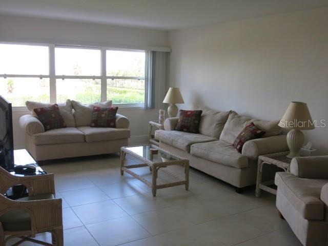 Foto del edificio - 1230 Gulf Blvd