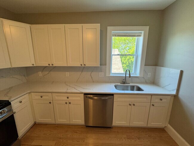 Foto del edificio - 29 Cameron Ave