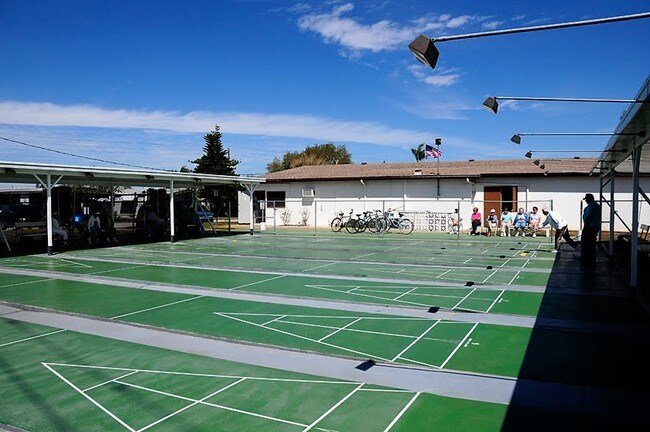 Foto del edificio - 316 52nd Ave Dr W