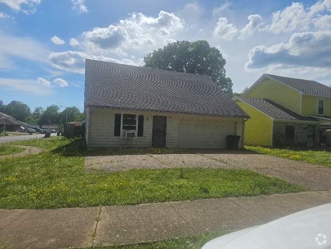 Building Photo - 4705 Old Raleigh Millington Rd