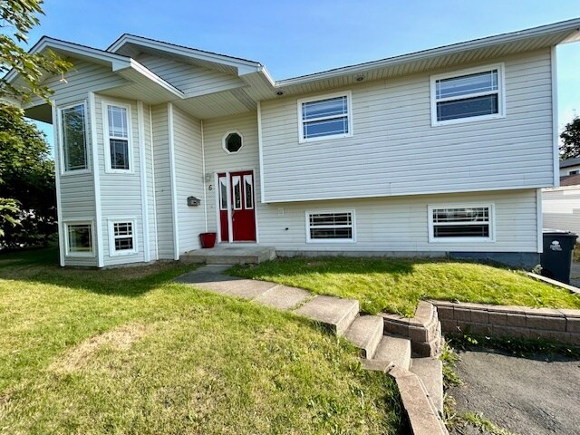 Photo du bâtiment - 6 Cedarcrest Pl