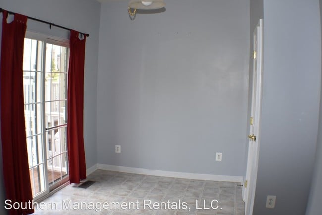 Building Photo - 3 br, 2.5 bath House - 2309 Walnut Bottom Rd
