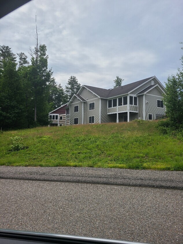 456 Laconia Rd Unit 14, Tilton, NH 03276 Condo for Rent in Tilton, NH