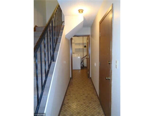 Foto del edificio - 1634 Greeley St S
