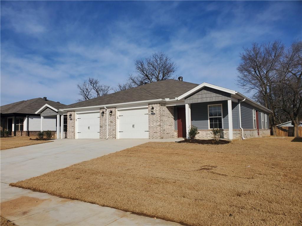 1606 Montclair Ave, Siloam Springs, AR 72761 Townhome Rentals in