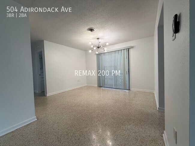 Foto del edificio - 504 Adirondack Ave