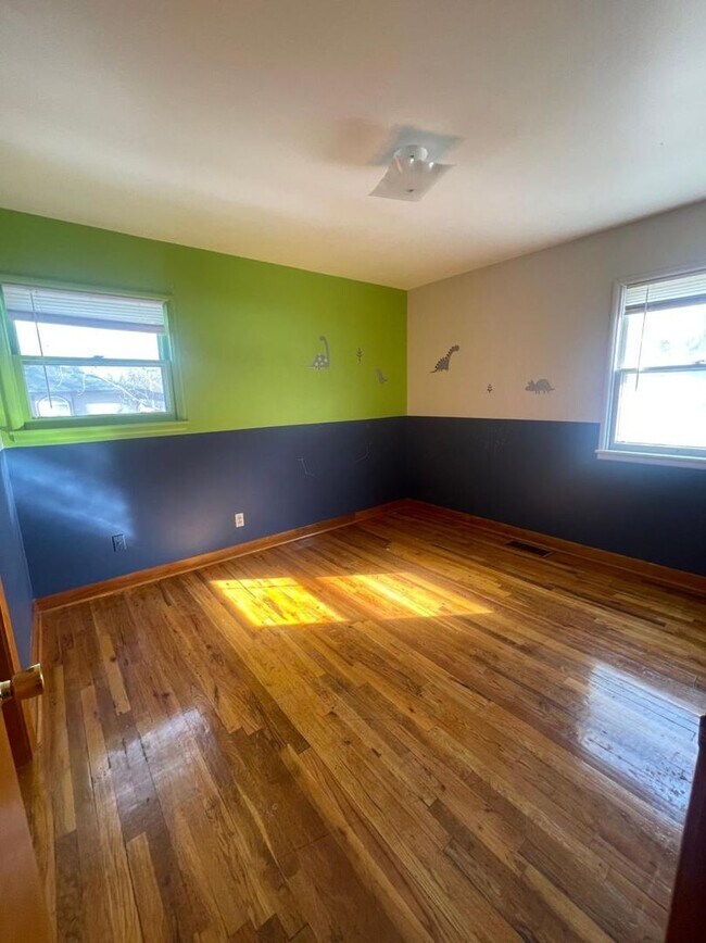 Foto del edificio - Roomy 4 Bedroom Spokane Home – 2,062 Sq Ft of Living Space