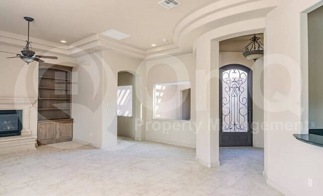 Foto del edificio - 2950 E Latham Way