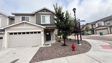 Building Photo - 822 Marine Corps Dr
