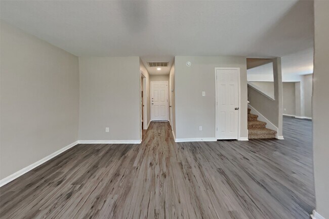 Building Photo - 20203 Stonegrove Ct