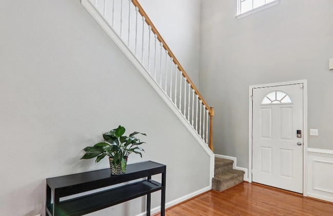 Building Photo - 5 Milo Ct