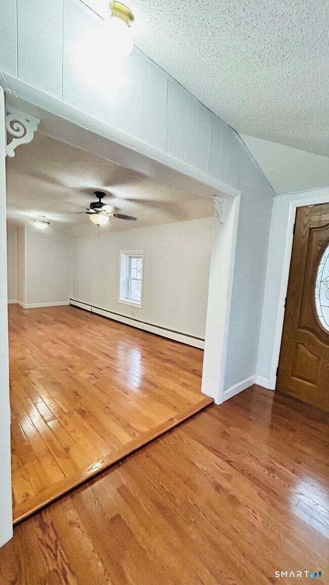 Building Photo - 59 Howard St