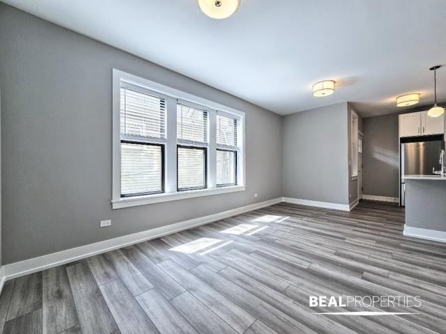 Foto del edificio - 2 bedroom in CHICAGO IL 60613