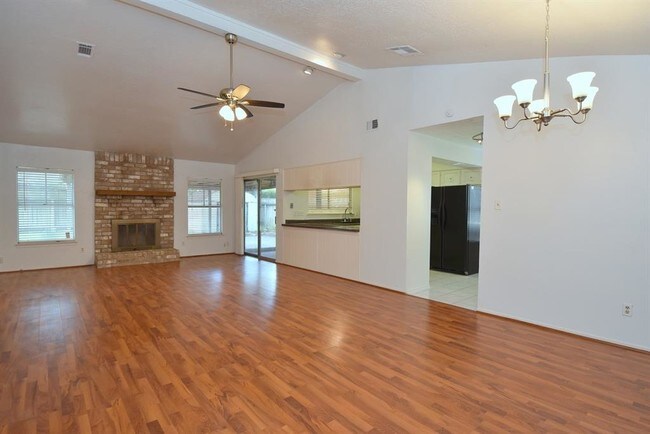 Building Photo - 10414 Clear Cove Ln