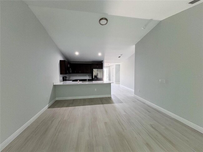 Building Photo - 2088 Fernwood St
