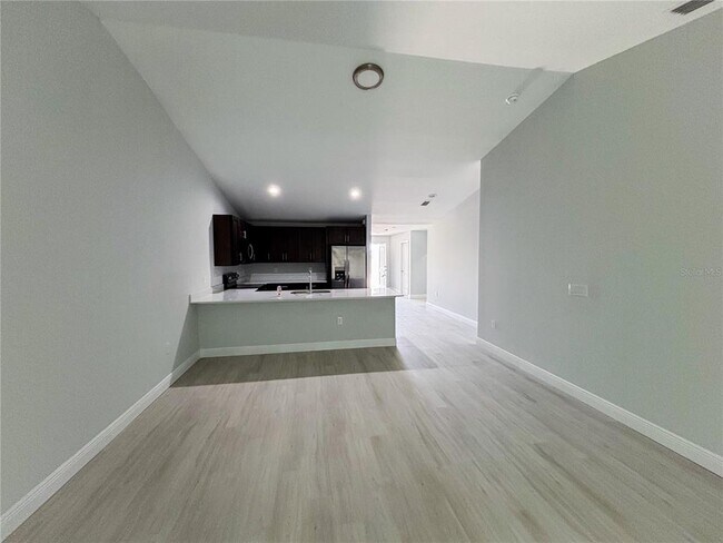 Foto del edificio - 2088 Fernwood St