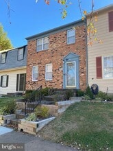 Building Photo - 8207 Stationhouse Ct