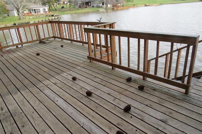 Building Photo - 206 Waters Edge