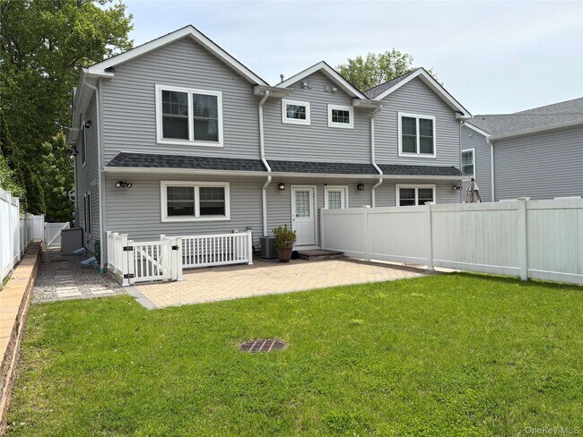 Building Photo - 17 Dunes Ln