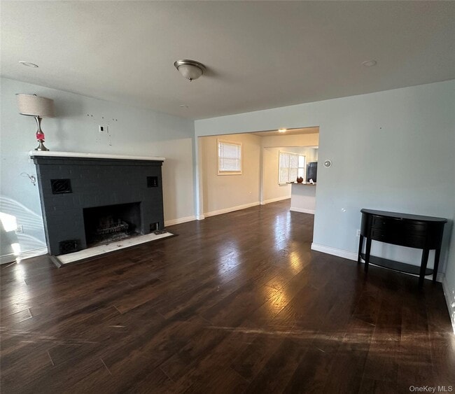 Building Photo - 185 McKinley Dr