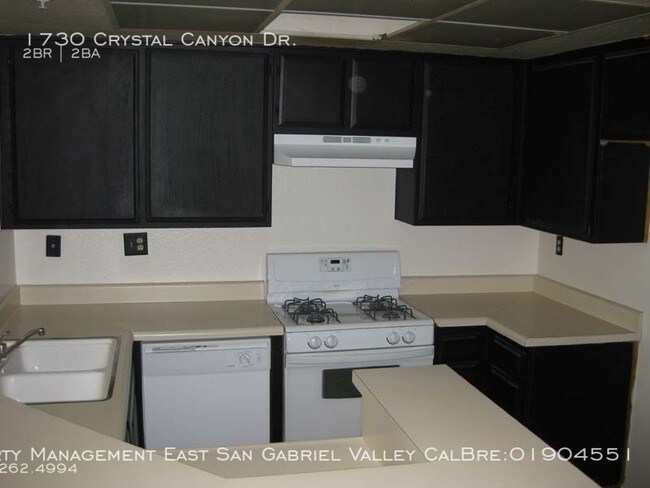 Building Photo - 1730 Crystal Canyon Dr