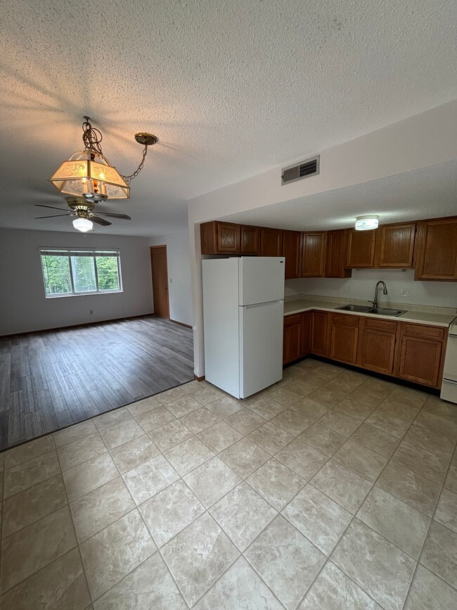 Photo - 1606 N 2nd St Apartment