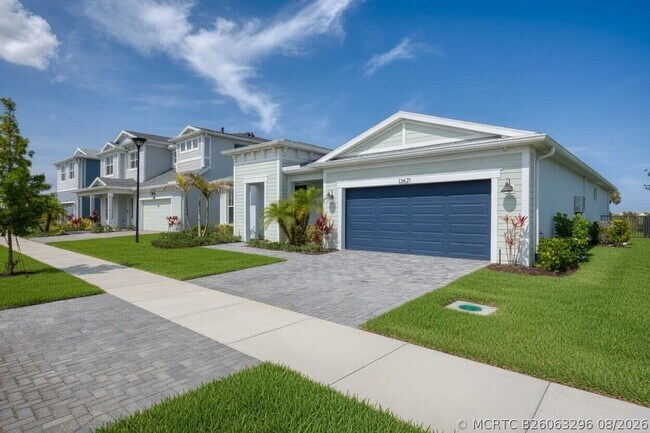 Building Photo - 13621 SW Bally Dr