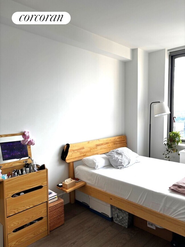 Foto del edificio - 271 W 47th St
