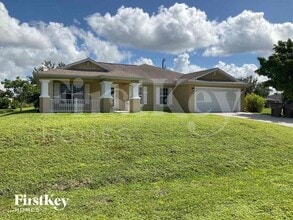 Building Photo - 2047 NE 20th Terrace