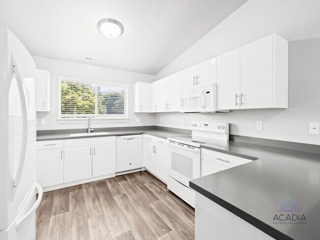 Building Photo - Bright 2 bed Condo in Orem!