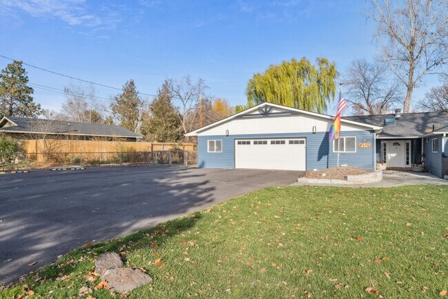 Foto del edificio - 4306 Plum St