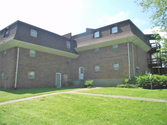 Building Photo - 538 Vandalia St