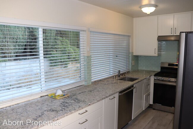 Building Photo - 3 br, 2 bath House - 1566 Stone Creek Drive