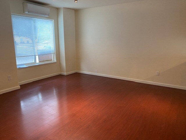 Foto del edificio - 240 Warren St S