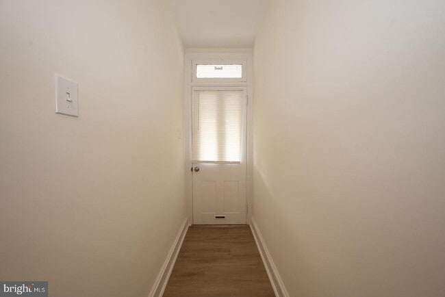 Foto del edificio - 717 Miller St