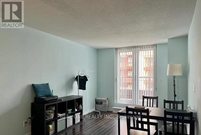 Building Photo - 27 Rean Dr