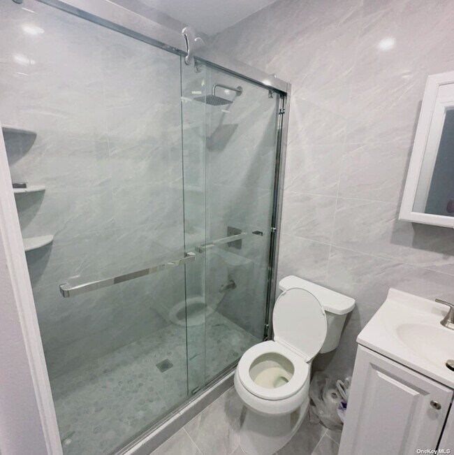Building Photo - 534 Bay Ridge Pkwy