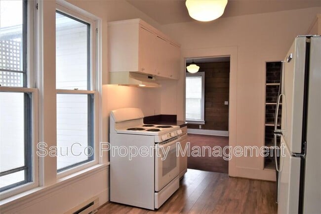 Building Photo - 2114  A. Street - 2