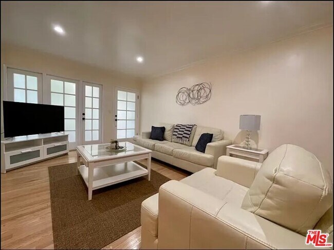 Foto del edificio - 1027 20th St