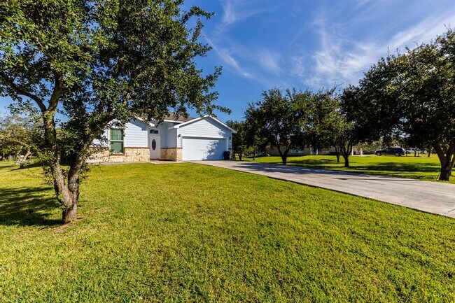 Foto del edificio - 3033 County Rd 81
