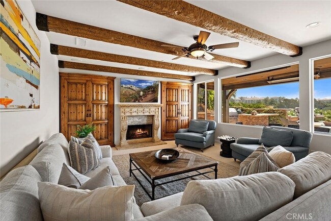 Building Photo - 5 Via Monarca St