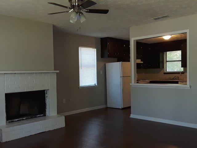 Building Photo - FB Highland Park, LLC