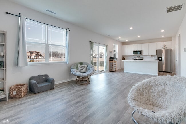 Building Photo - 2208 Gambel Ln