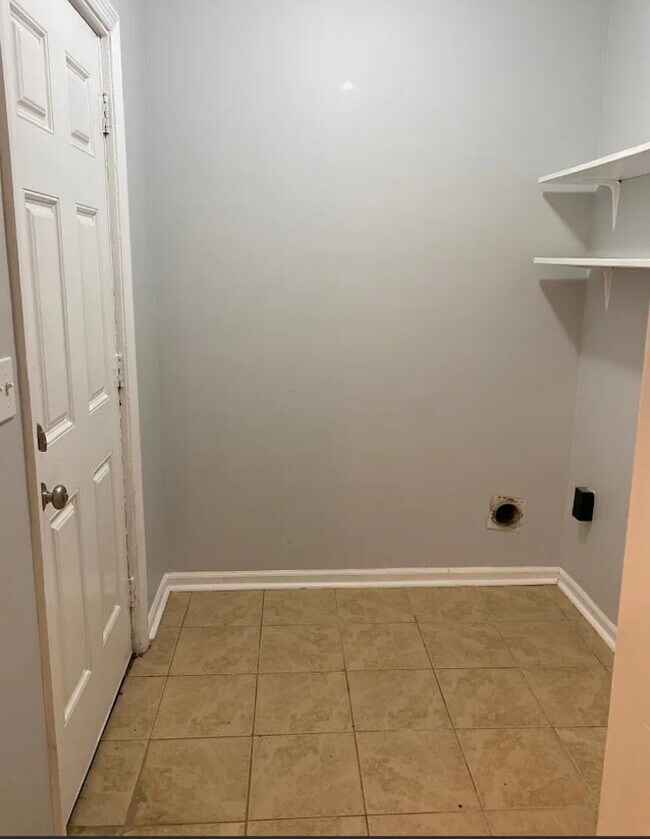 Foto del edificio - 111 Timber Ln