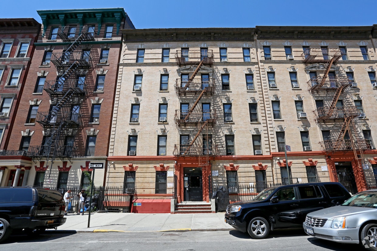 Building Photo - 145-147 Edgecombe Ave