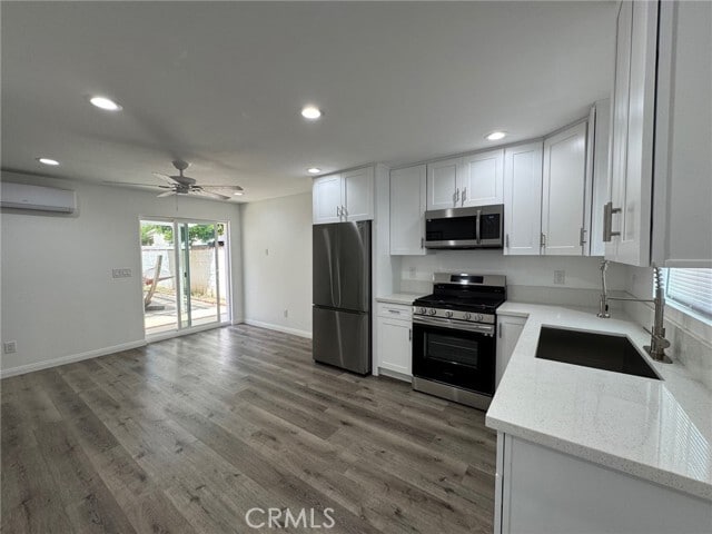 Building Photo - 6838 Aura Ave