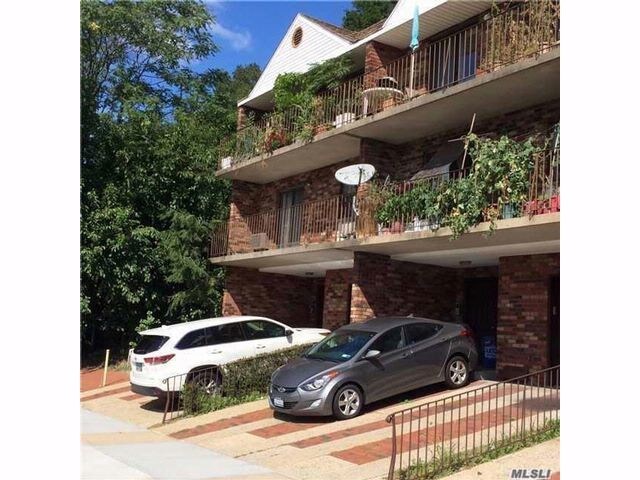 Foto del edificio - 6501 242nd St