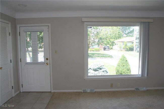 Building Photo - 1269 Bonnie Ln