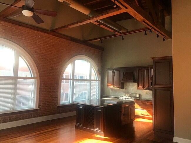 Kitchen - 13 W Chestnut St