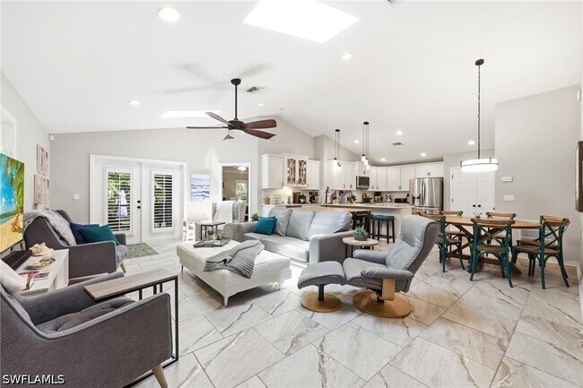 Foto del edificio - 6104 Waterway Bay Dr
